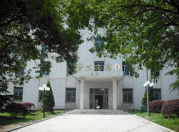 江西技师学院学校图片